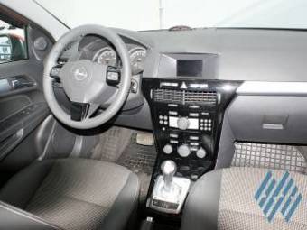 2008 Opel Astra Images
