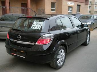 2008 Opel Astra Photos