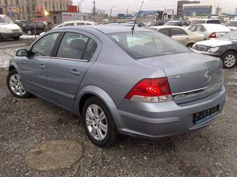 2008 Opel Astra Photos