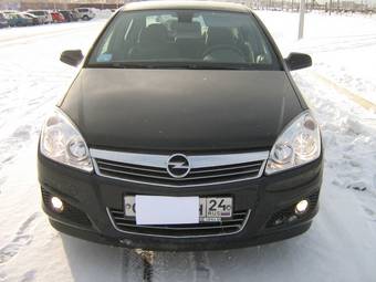 2008 Opel Astra Pictures