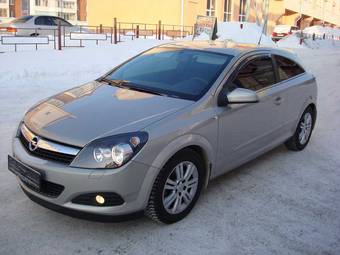 2008 Opel Astra Photos