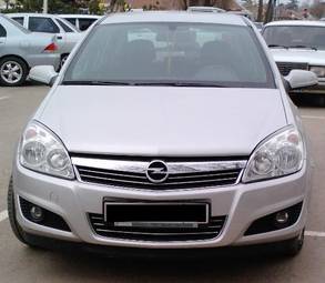 2008 Opel Astra Photos