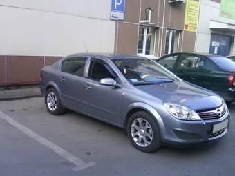 2008 Opel Astra Photos