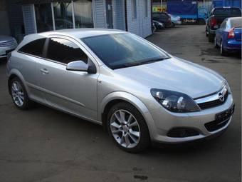 2008 Opel Astra Photos