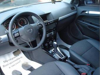 2008 Opel Astra Pictures
