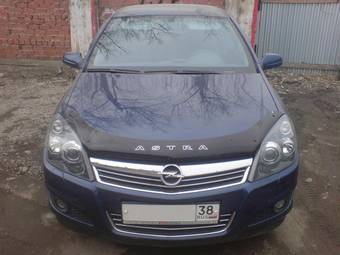 2008 Opel Astra Pictures