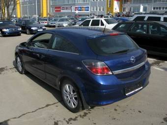 2008 Opel Astra Pictures