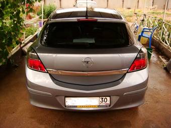 2008 Opel Astra Photos
