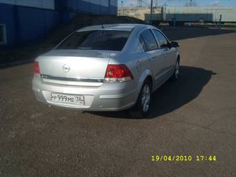 2008 Opel Astra Photos