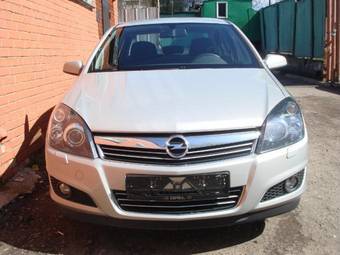 2008 Opel Astra Photos