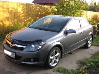 2008 Opel Astra Pictures