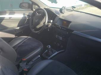 2008 Opel Astra Pics