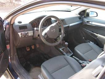 2008 Opel Astra Pictures