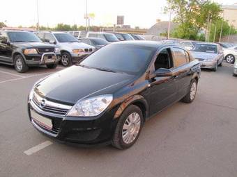 2008 Opel Astra Pictures