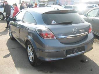 2008 Opel Astra Pictures