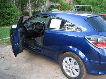 2008 Opel Astra Pictures