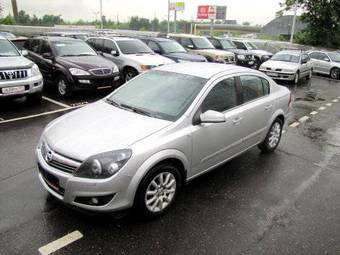 2008 Opel Astra Pictures