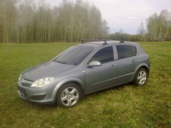 2008 Opel Astra Photos