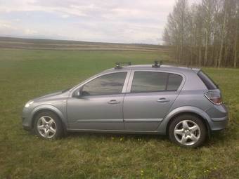 2008 Opel Astra Pictures