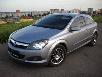 2008 Opel Astra Photos