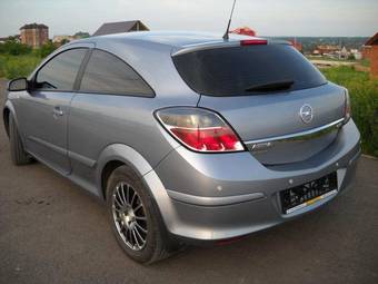 2008 Opel Astra Pictures