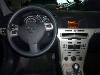 2008 Opel Astra Images