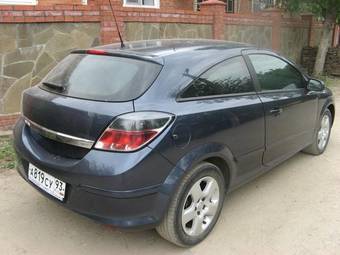 2008 Opel Astra Pictures