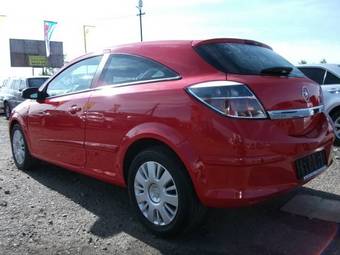 2008 Opel Astra Photos