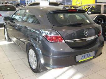 2009 Opel Astra Pictures