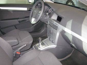 2009 Opel Astra Wallpapers