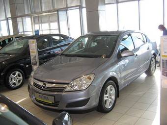 2009 Opel Astra Pictures