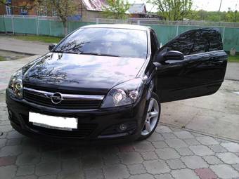 2009 Opel Astra Pictures