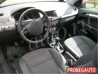 2009 Opel Astra Photos