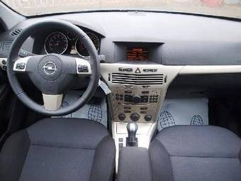 2009 Opel Astra Wallpapers