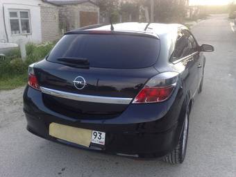 2009 Opel Astra Pictures