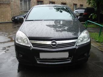 2009 Opel Astra Pictures