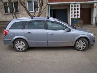 2009 Opel Astra Photos