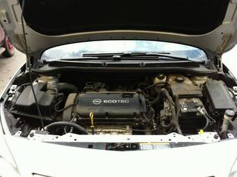 2010 Opel Astra Photos