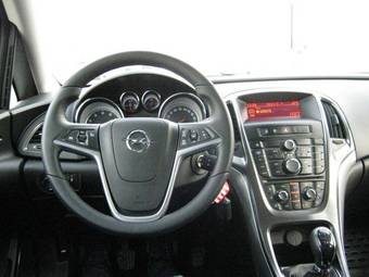 2011 Opel Astra For Sale
