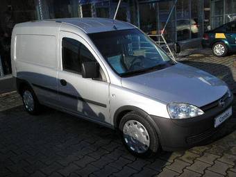 2008 Opel Combo Photos