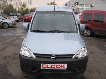 2008 Opel Combo Pictures