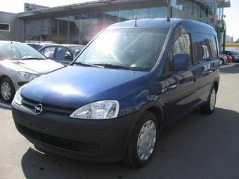 2008 Opel Combo Pictures