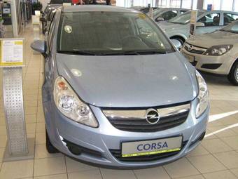 2009 Opel Commodore Photos