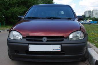 1995 Opel Corsa Pictures