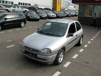 1999 Opel Corsa Pictures