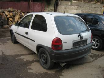 2000 Opel Corsa Images