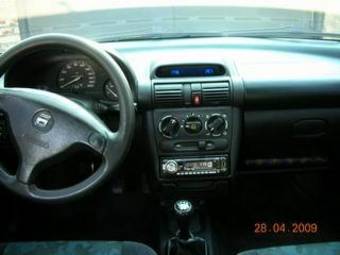 2000 Opel Corsa Photos