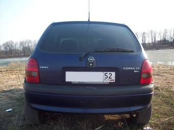 2000 Opel Corsa Pictures