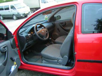 2001 Corsa