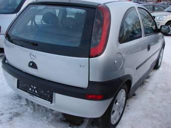 2003 Opel Corsa Pictures